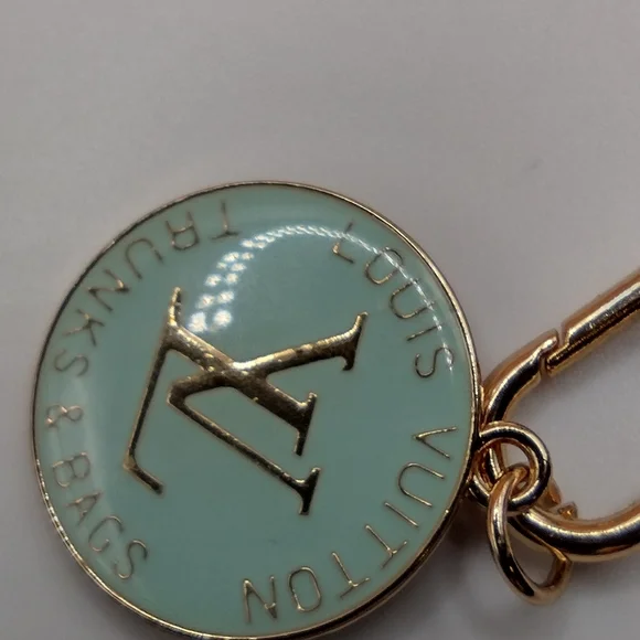 Louis Vuitton Button Zipper Pull Trunk Tag Blue 25mm - Picture 7 of 12